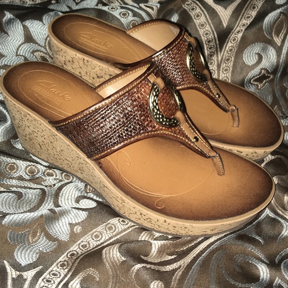 Clarks Shoes - Clarks Beautiful Wedge Sandals NWOB 7